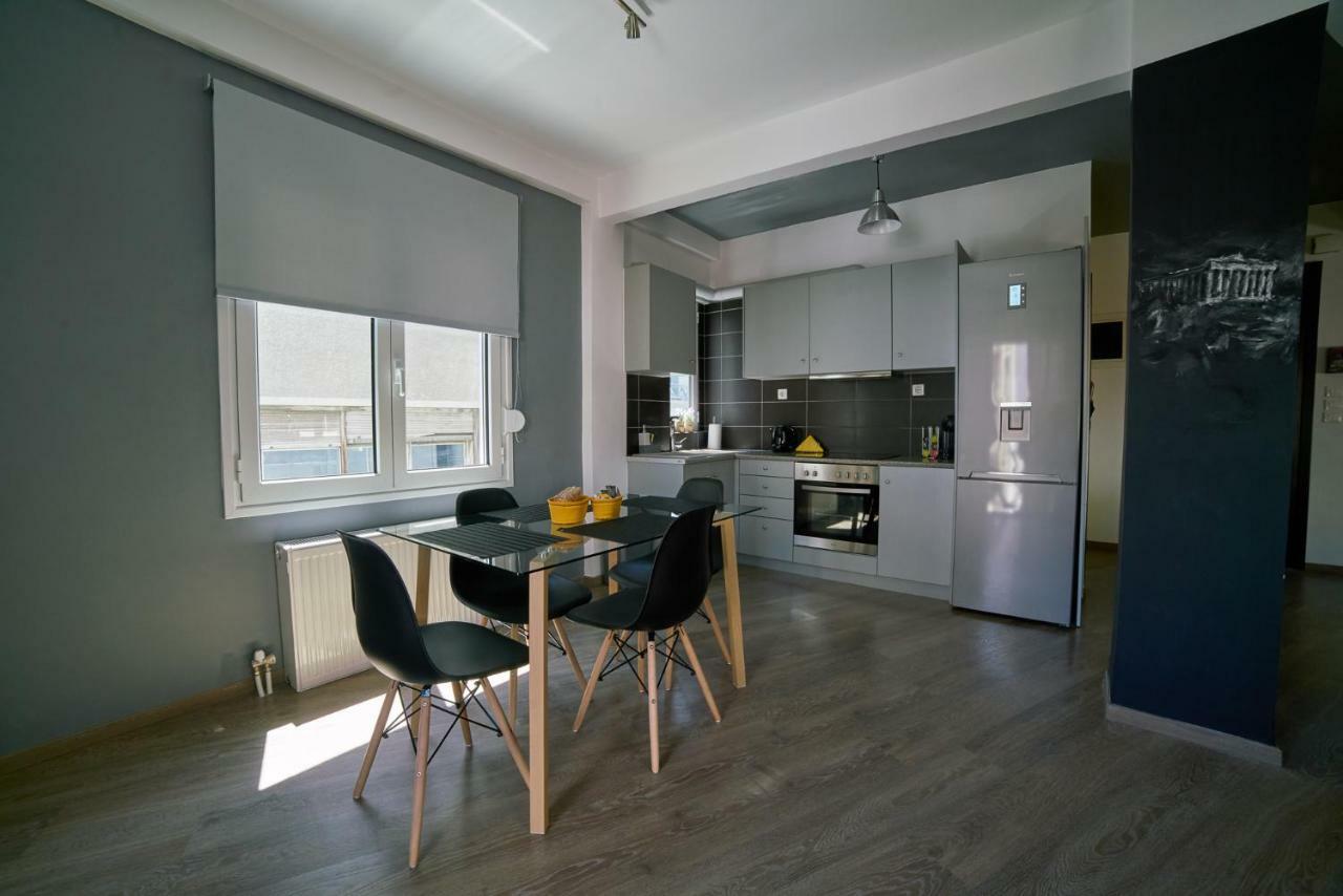V&V Central & Elegant Apartment Афины Экстерьер фото