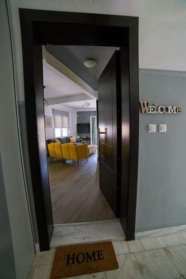 V&V Central & Elegant Apartment Афины Экстерьер фото